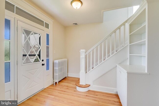 Photo - 512 N Farm Crossing Rd