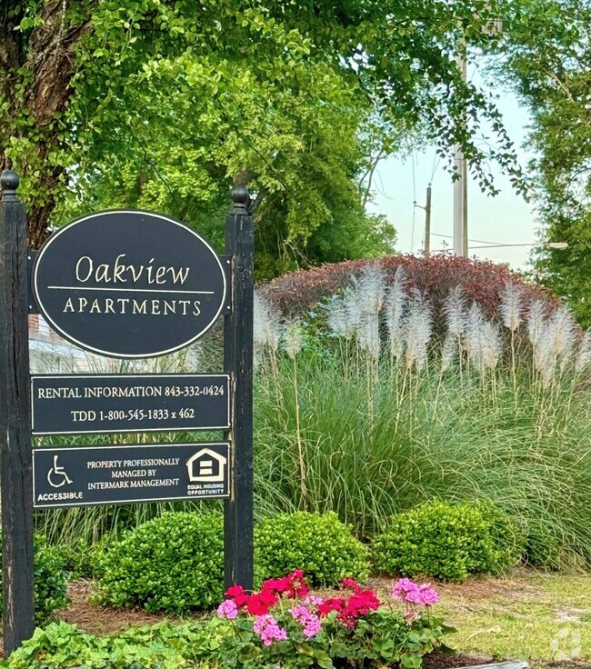 Welcome Home to Oakview Apartments - Oakview Rental