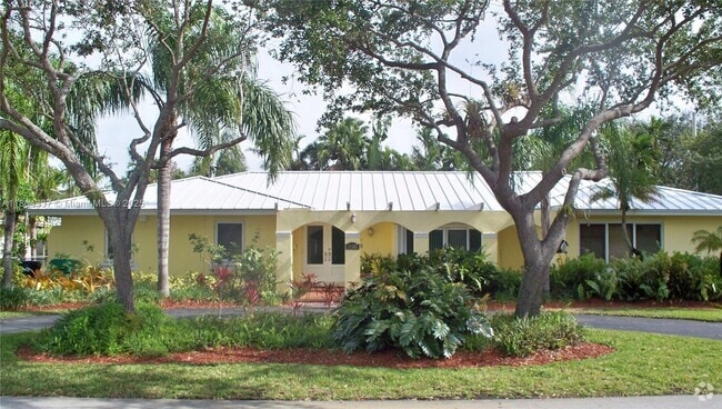 Building Photo - 11125 SW 73rd Ct Rental