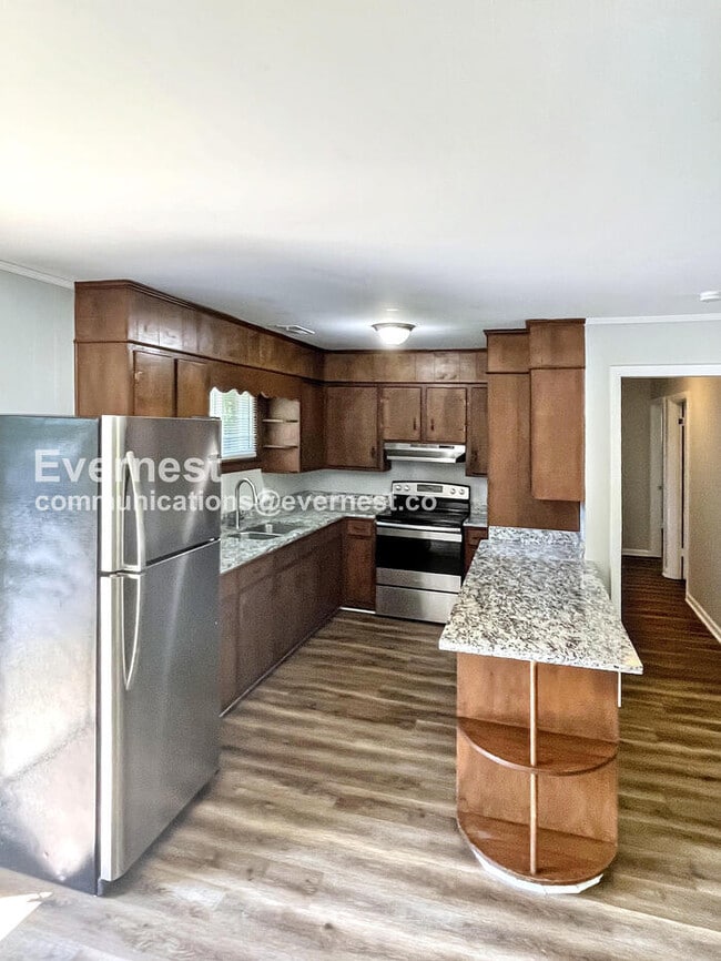 Photo - 903 Ramsey Dr