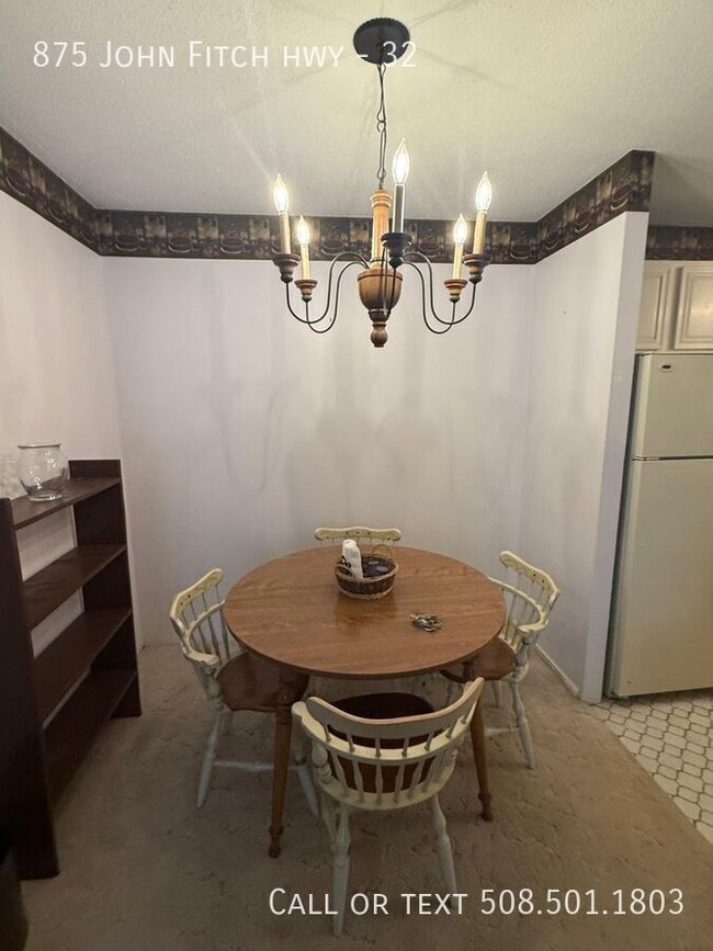 Photo - 875 John Fitch Hwy