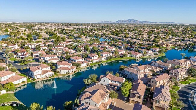 Photo - 4027 S Pecan Dr House