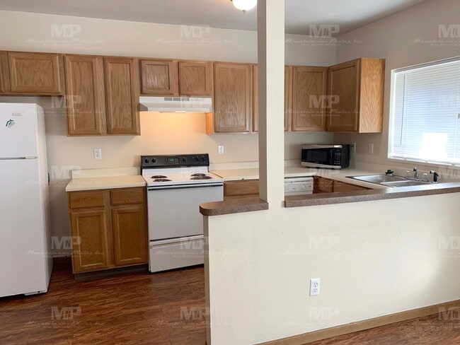 Photo - 622 S Loomis Ave