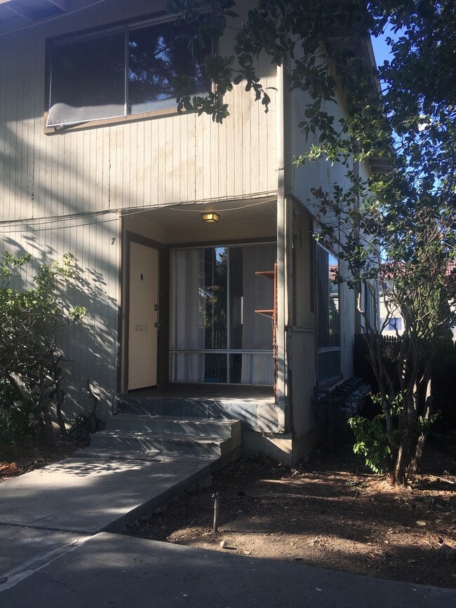 Photo - 7221 Bark Ln