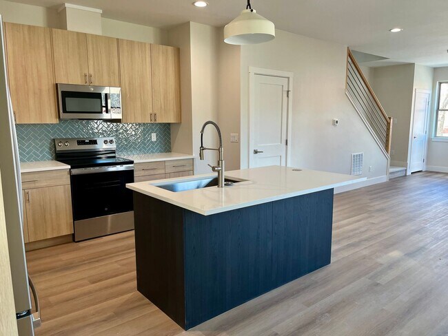 Photo - 105 Park Ave Unidad 1