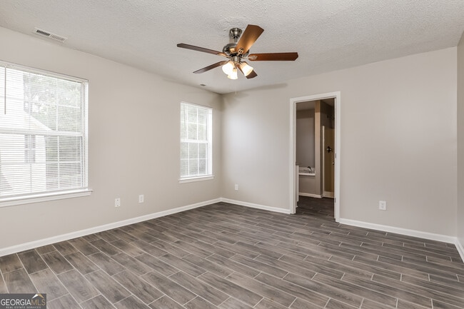 Photo - 8808 Edenton Way