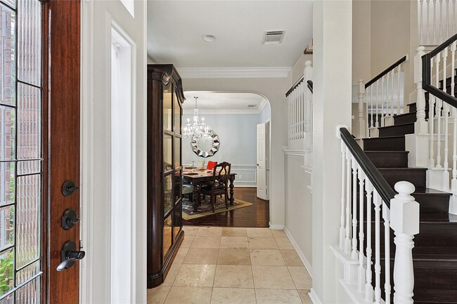 Building Photo - 1415 Meadow Hill Dr