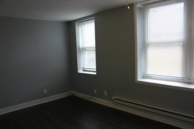 Bedroom - 808 S 6th St Unit 2B