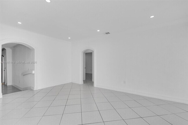 Photo - 201 SW 51st Ct