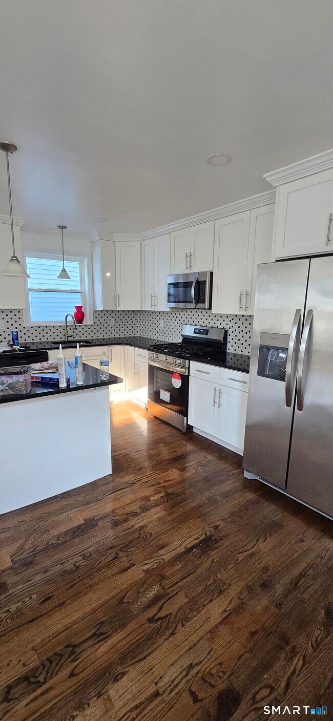 Photo - 99 Johnson St Unit 2