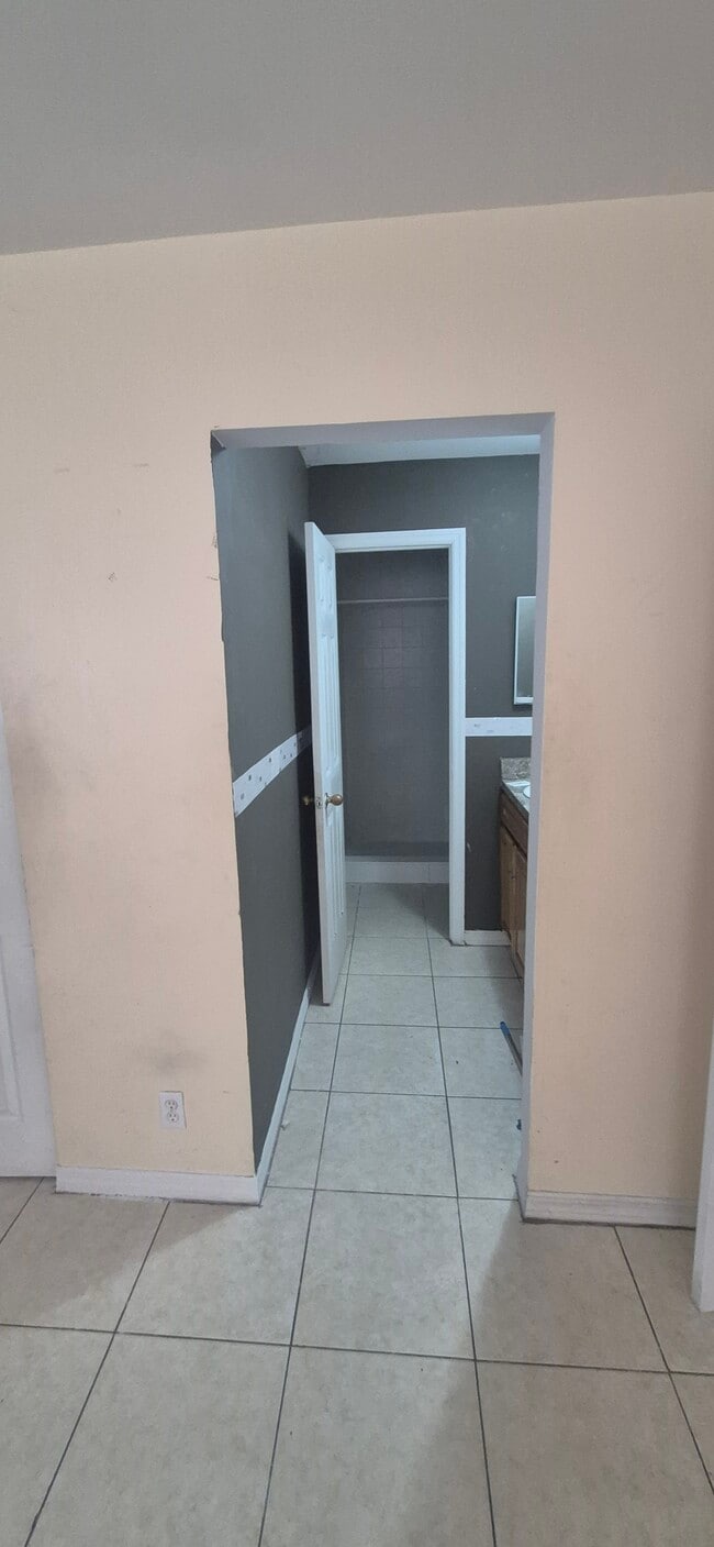 Photo - 2926 NW 55th Ave Unidad 2A