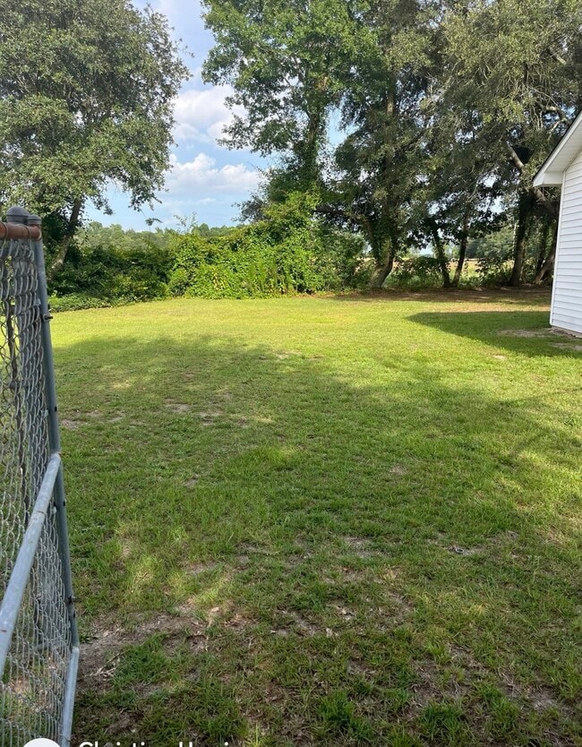 Photo - 3810 Bluff Rd