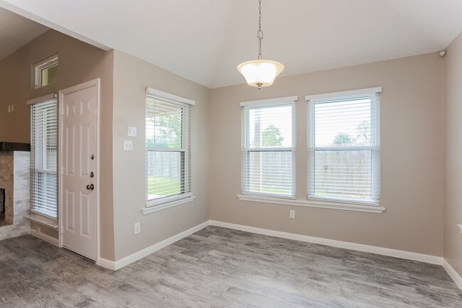 1407 Bayou Glen Dr