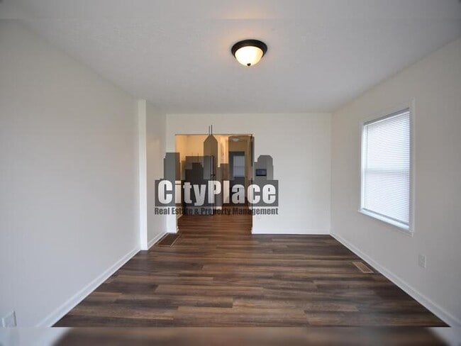 Photo - 3750 Hillside Ave