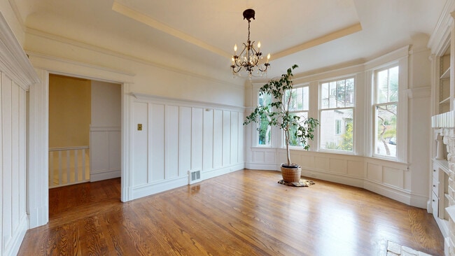 Photo - 941 Lombard St