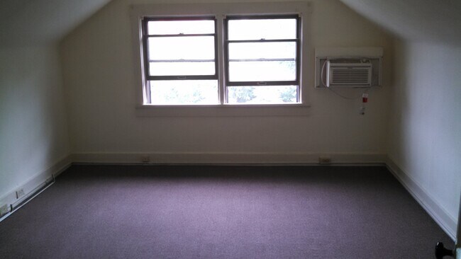 Photo - 2401 Fairview Ave Unidad 2401 Fairview Ave 2