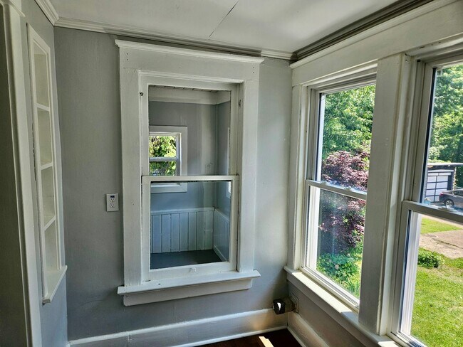 Photo - Second Floor 2 BED/1 BATH Apartment Unit APT 2