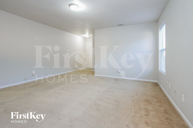 8435 Sansa St