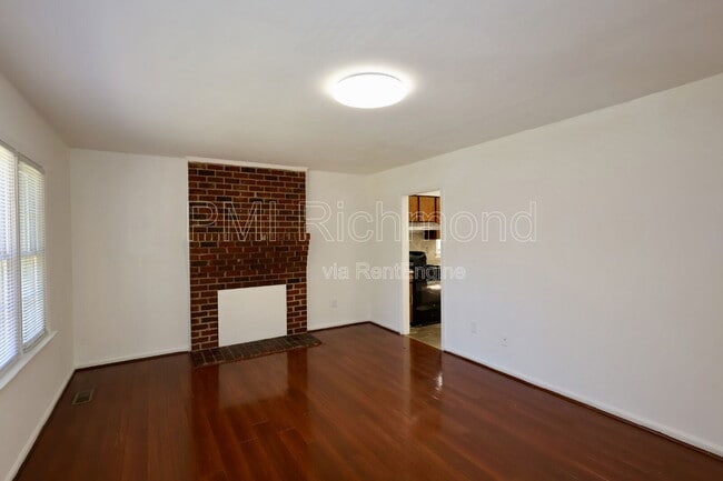 Photo - 2728 Grantwood Rd