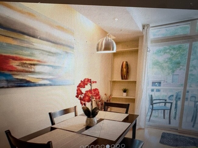 Photo - 830 W Altgeld St Unit #1f