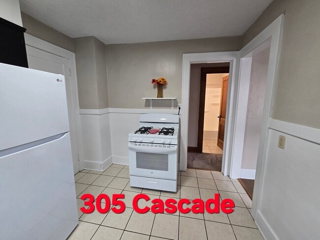 Photo - 305 Cascade St Unit 305