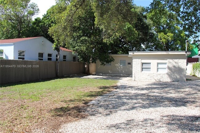 Photo - 225 NW 59th St