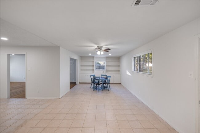 Photo - 2310 Pecos St