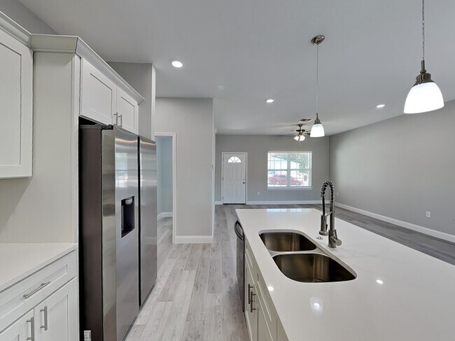 Photo - 8512 N Merrimac Way