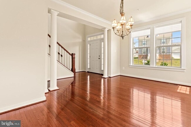 Photo - 1112 Saxton Dr