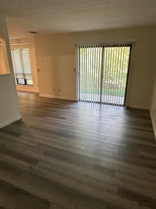 Photo - 451 Westwood Dr Unit A3
