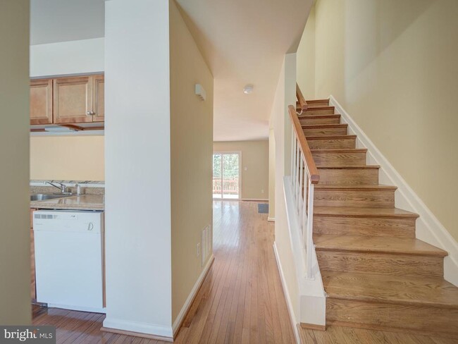 Photo - 7478 Laurel Oak Ct Townhome