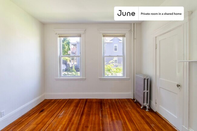 Photo - Room in Shared 5 bed/2 bath home Unit D