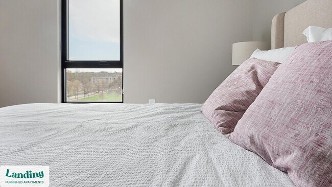 Photo - 299 DeBaliviere Ave Unit S522