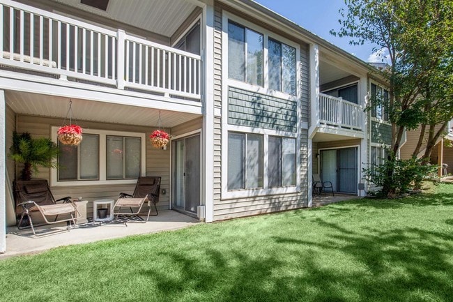 Photo - Eagle Creek by Spark Living