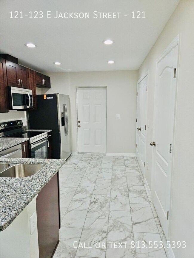 Photo - 121-123 E Jackson Street-121 Unit 121