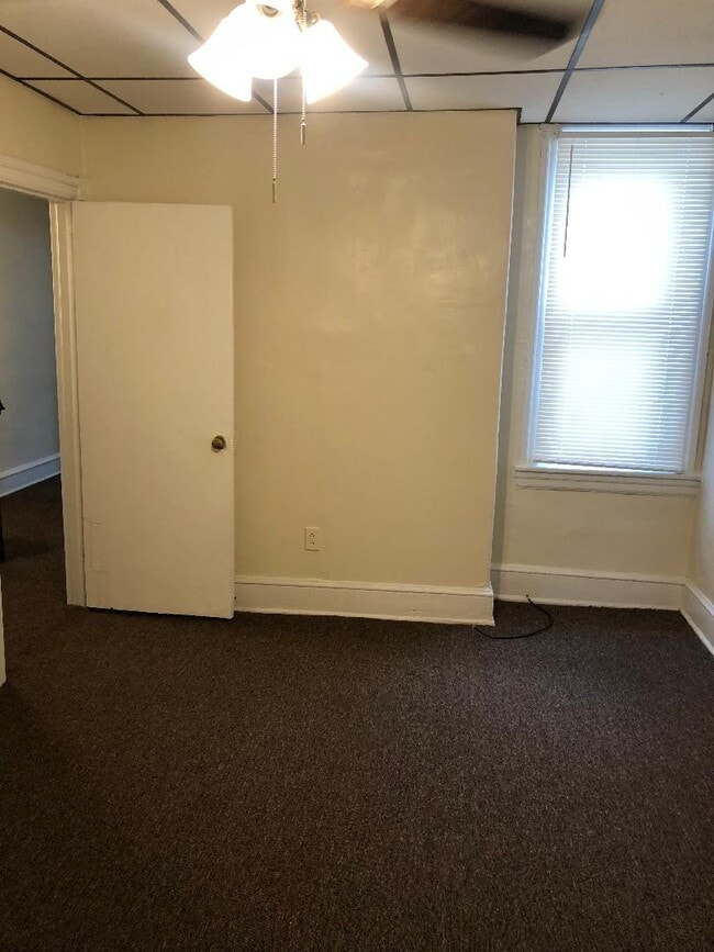 2127 S 65th St Unit 2nd fl-2 bdrm