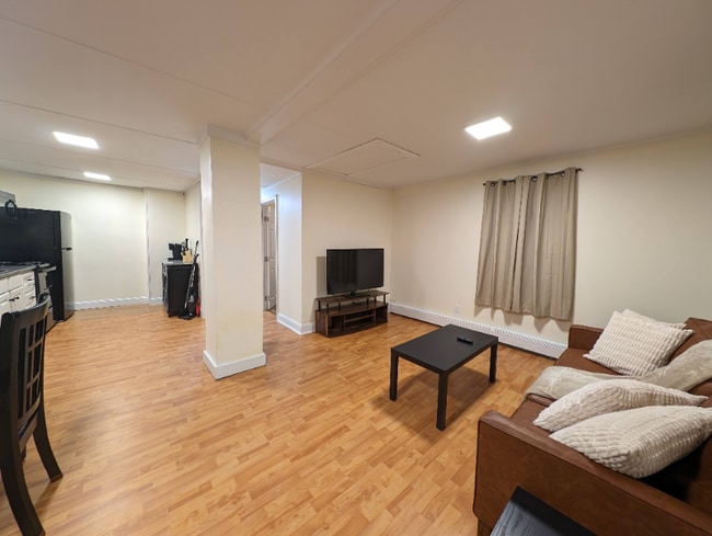 Photo - 4 Legassie St