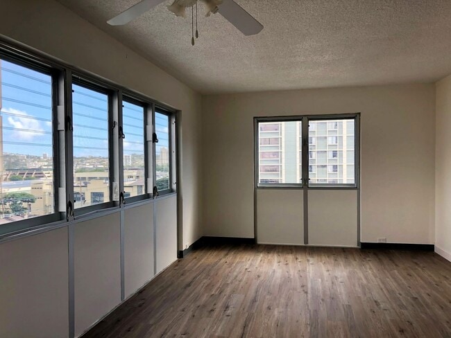 Photo - Pet Friendly Ala Wai Cove - 1BR/1BA/1PK