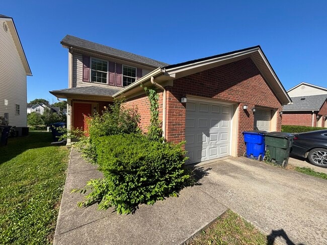 Building Photo - 2724 Hayden Park Ln
