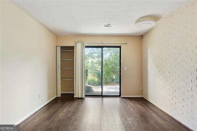 Photo - 76 Sandalwood Cir