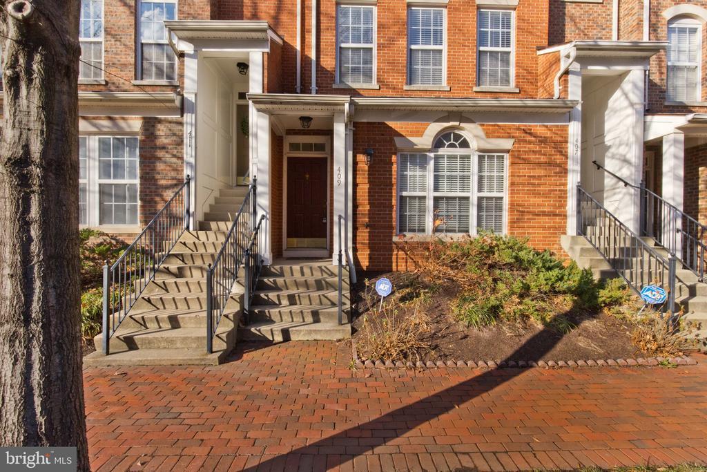 Photo - 409 Cameron Station Blvd