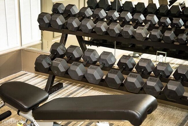 Photo - 3 br, 2 bath Condo - 331 Forest Center Dr ...