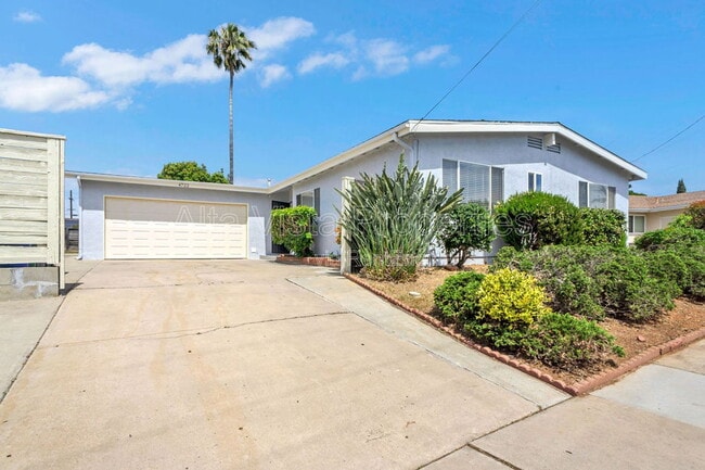 Building Photo - 4722 Mt La Palma Dr