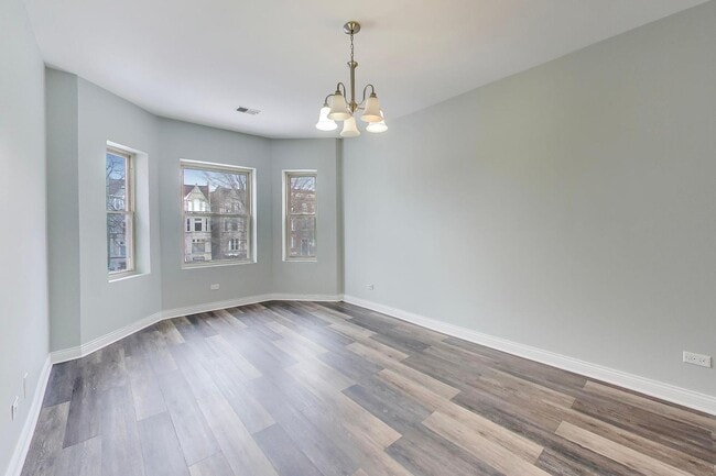 Photo - 5938 S Indiana Ave