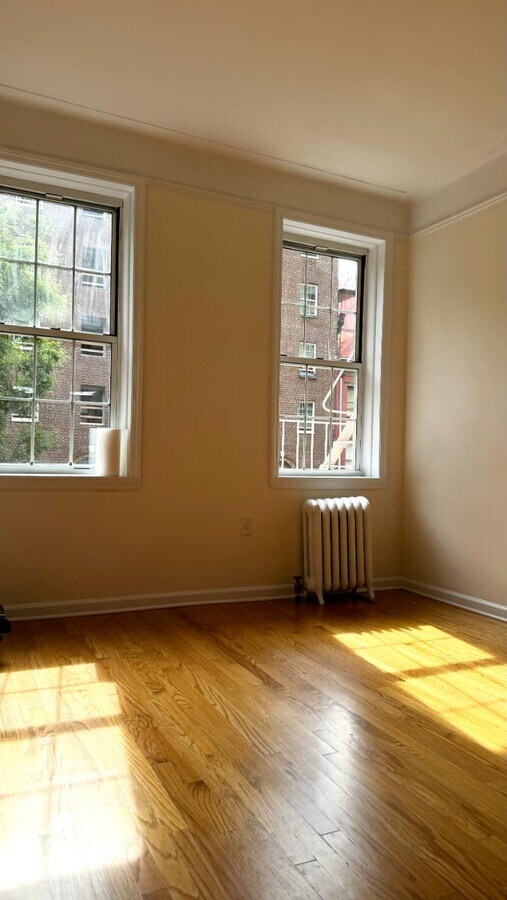 Photo - 117 W 13th St Apartment Unit 41