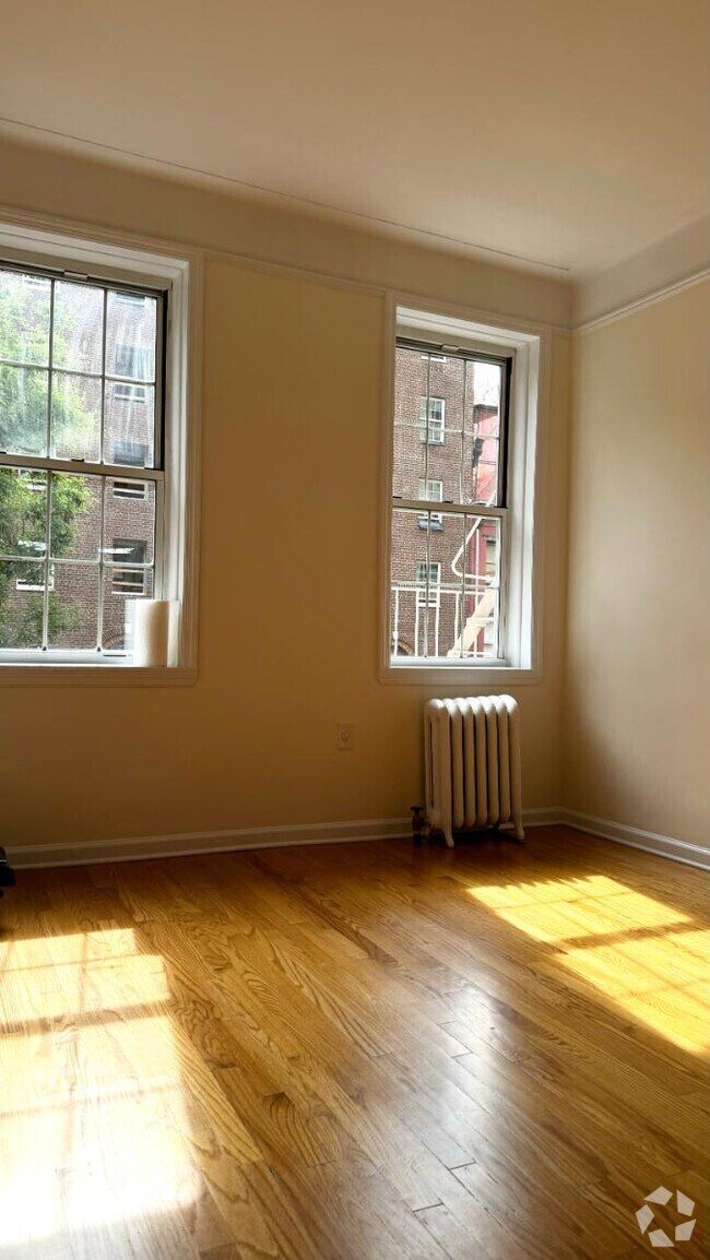 Building Photo - 117 W 13th St Unit 41 Rental