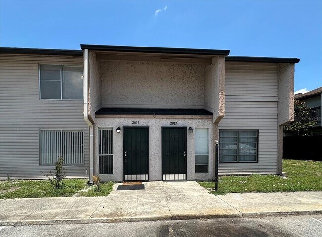 Photo - 2019 Whitby Dr