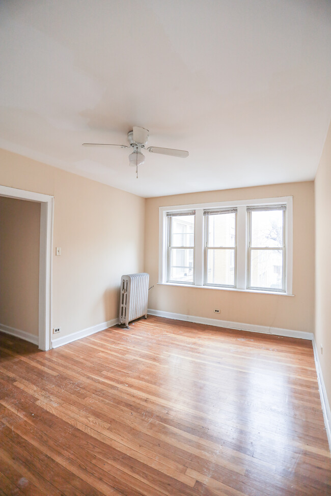 Photo - 4735 W Addison St Apartments Unit 1A