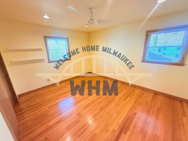 Photo - 7315 Harwood Ave