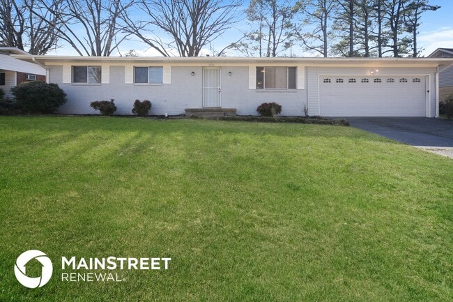 Photo - 8553 Chesterfield Dr